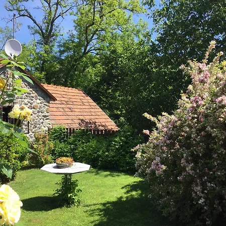 Balatonhenye *
